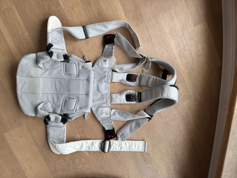 Nosidełko nosidło babybjörn air jasny szary