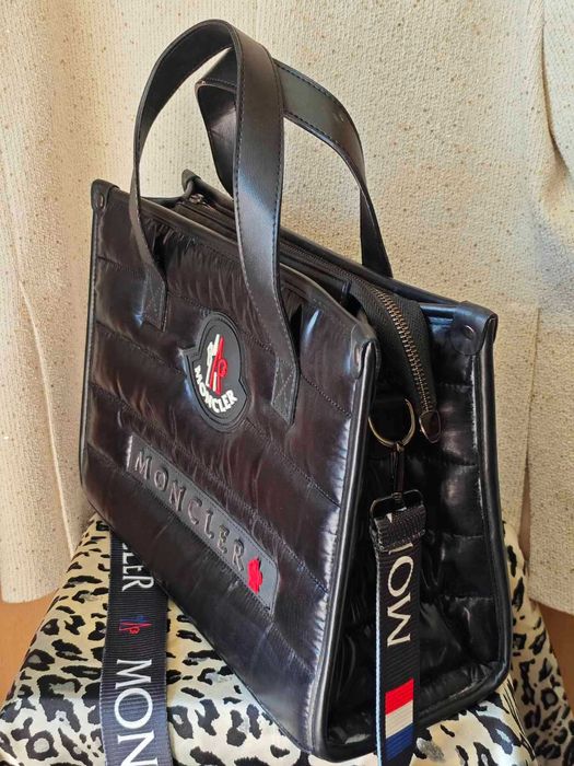 Жіноча сумка Moncler