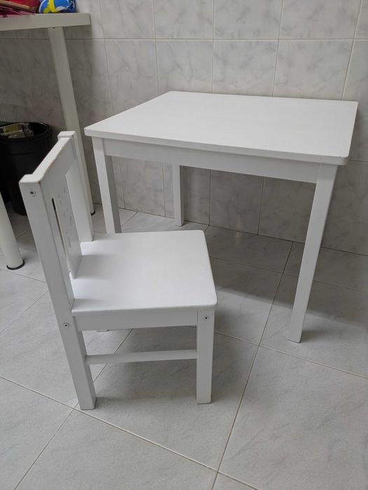 Mesa e Cadeira para Criança IKEA Kritter