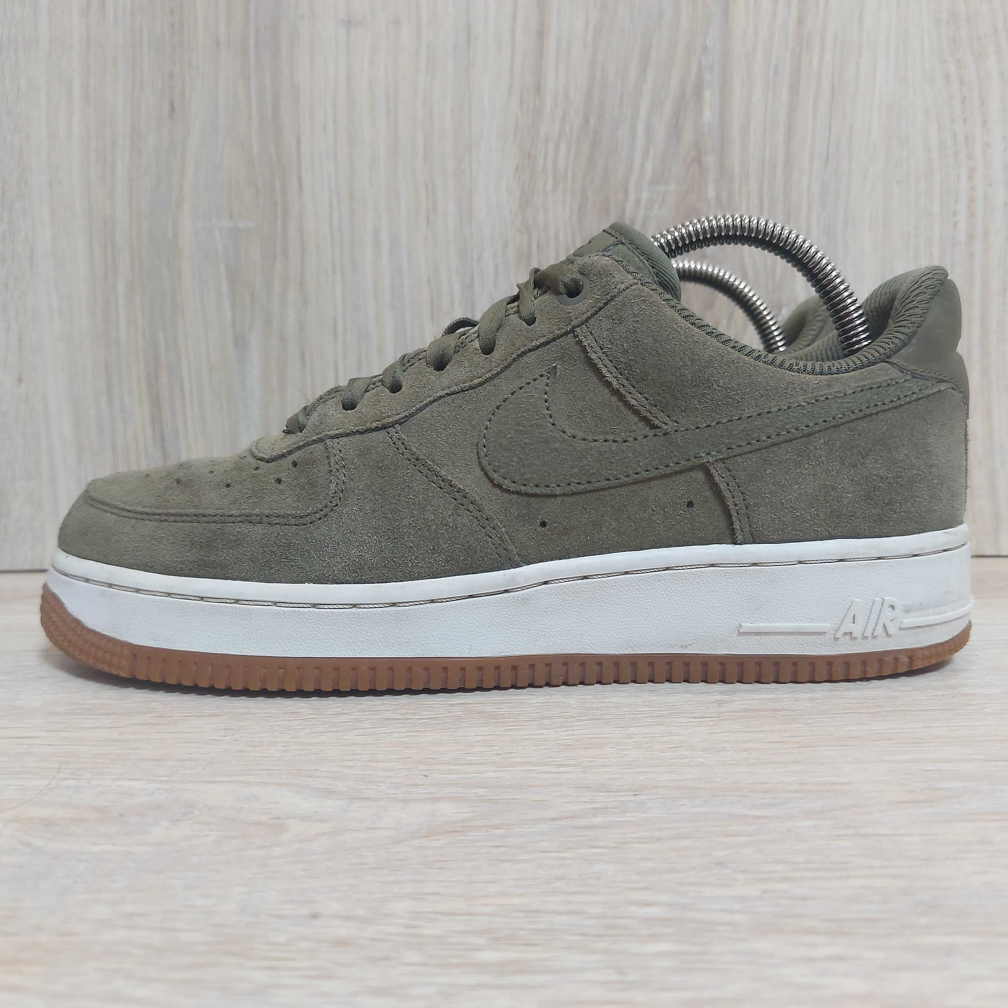 Nike Air Force 1 07 SE Suede 990 Olx