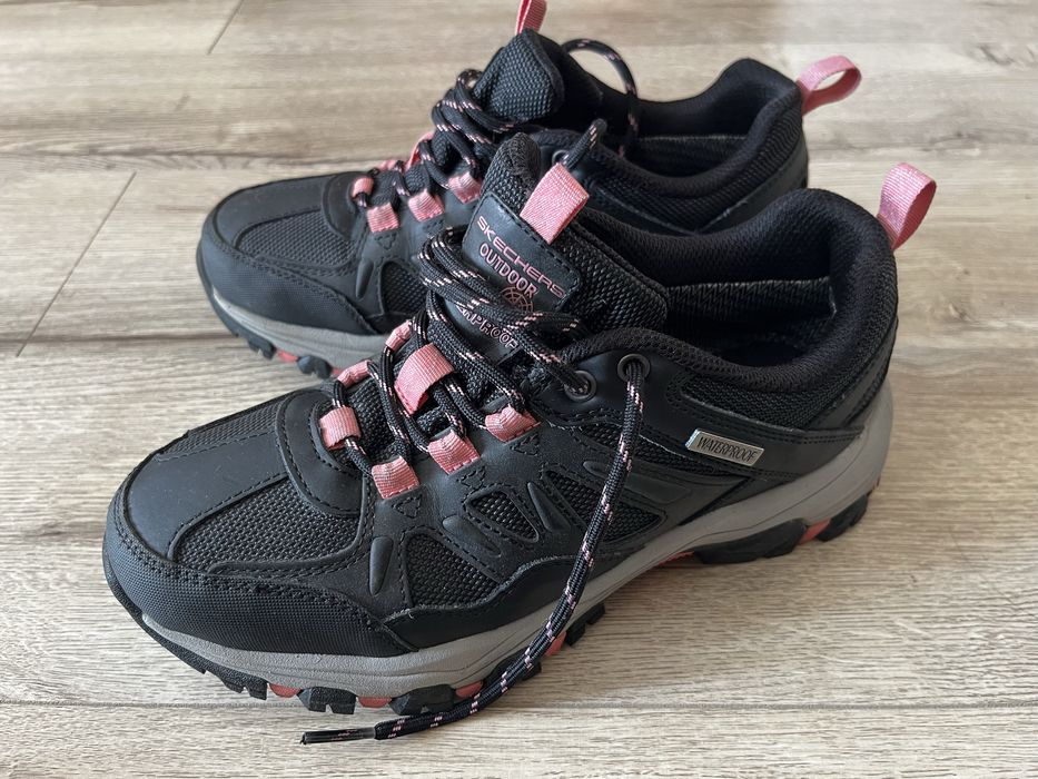 Кросівки Skechers
