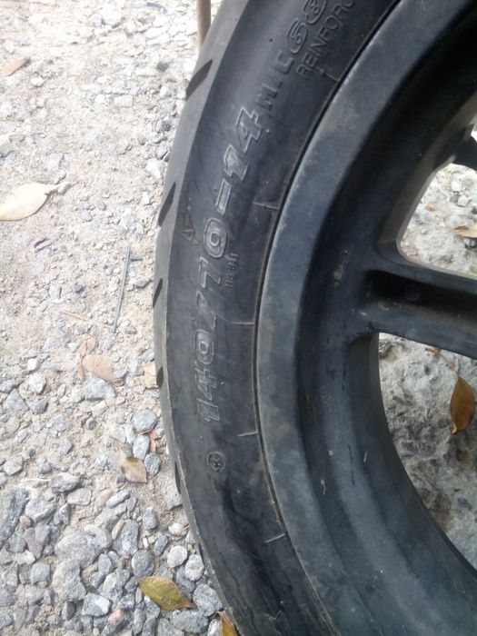 Покришка на скутер 140/70  R14 Raceman
