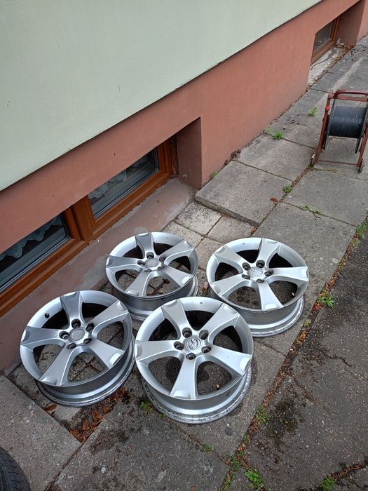Srebne felgi 17"