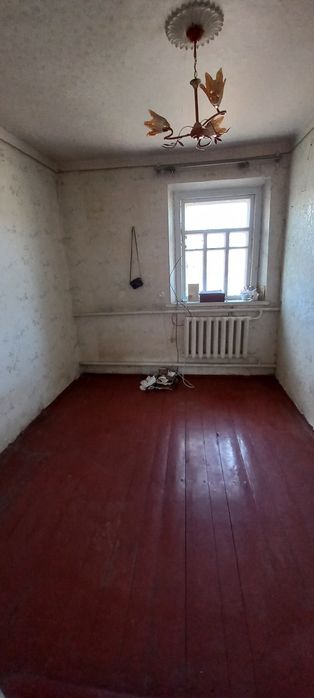 Будинок з прямим виходом до р. Роська