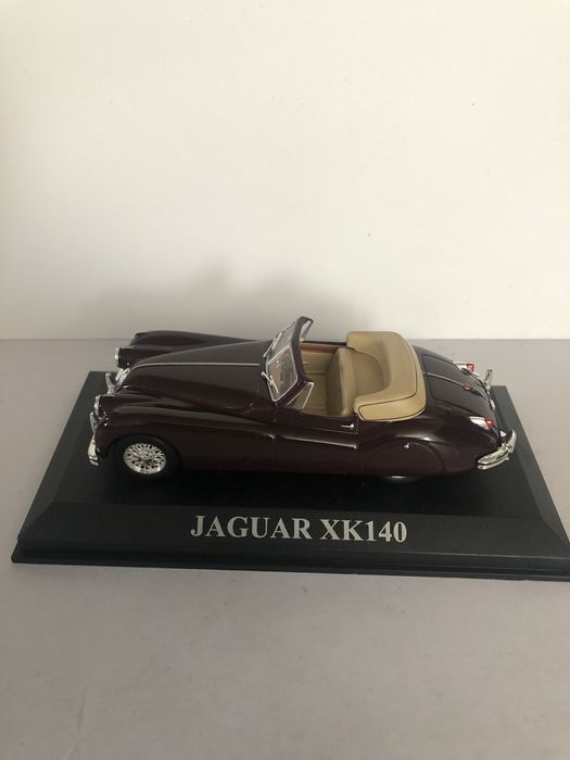 Jaguar XK 140 escala 1/43
