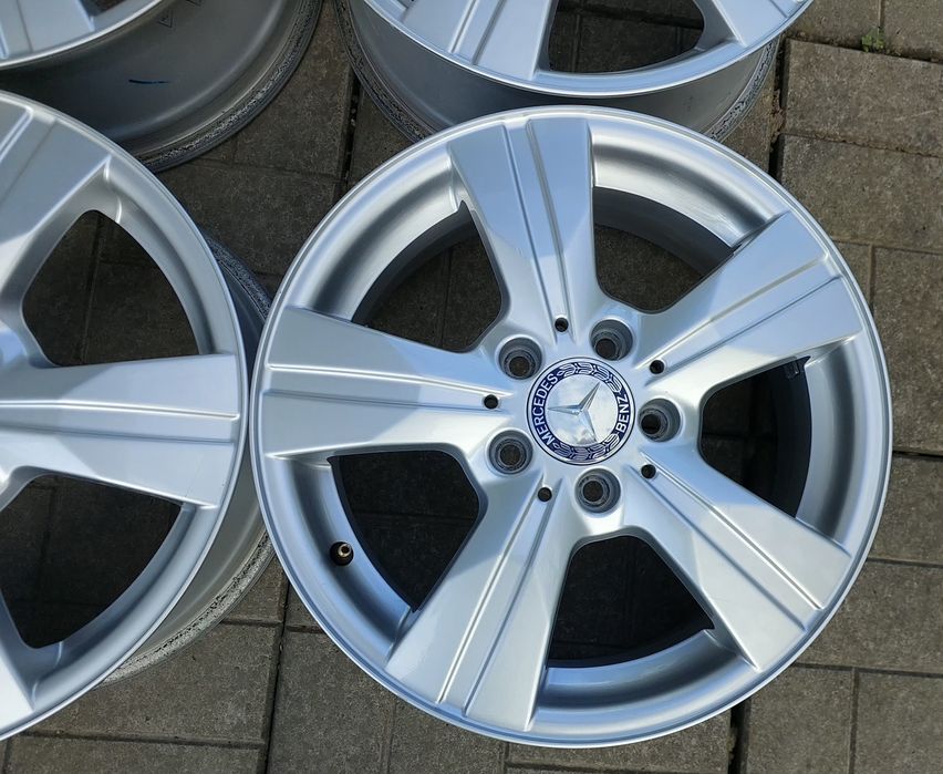 Диски оригінальні  r16  5-112  6J  et45 Mercedes A-class  B-class