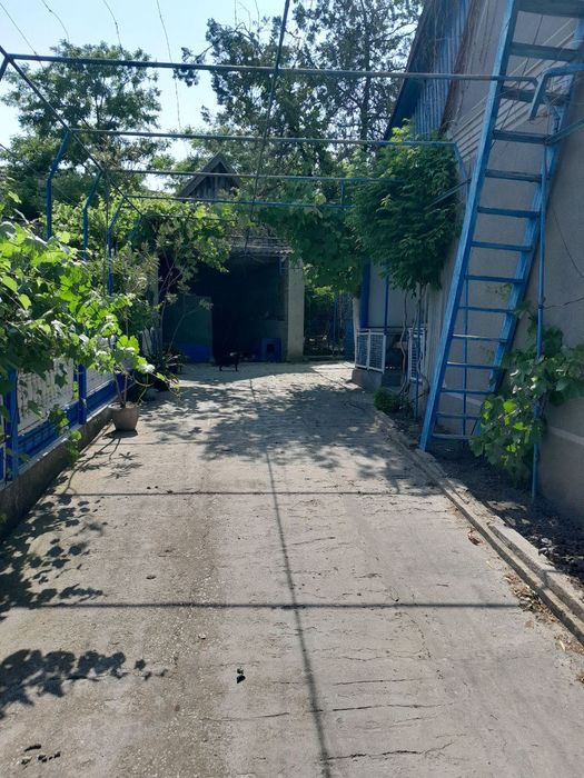 Продається будинок в центрі Татарбунар