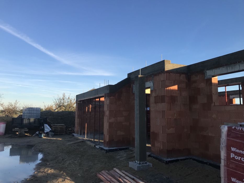 Budowa  domu od podataw, fundamenty, murowanie