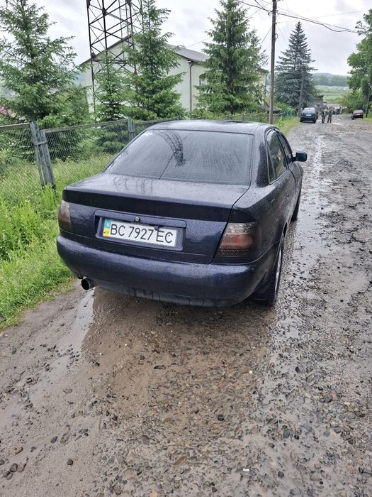 Продам Ауді А4 В5