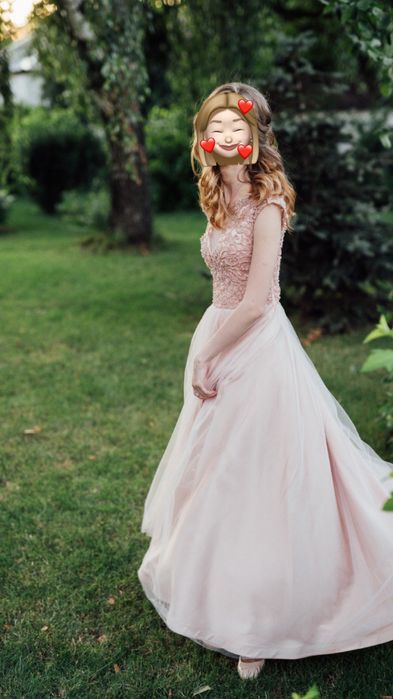 Сукня на випускний