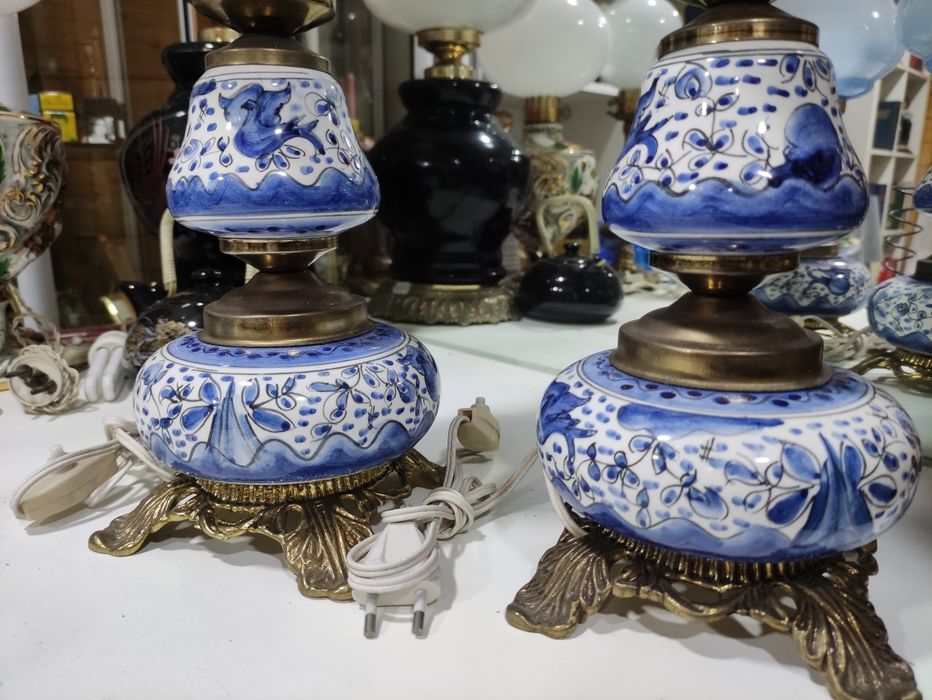 Blue and White Candlesticks431394346605619202