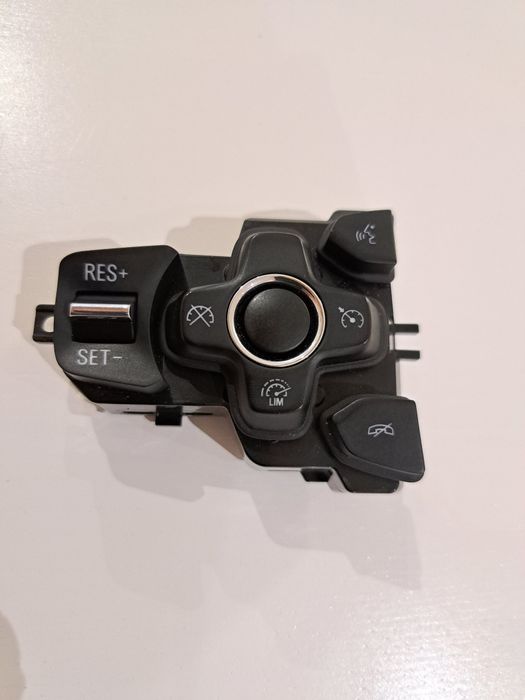 Przycisk, przełącznik kierownicy, radia Opel Insignia A Lift