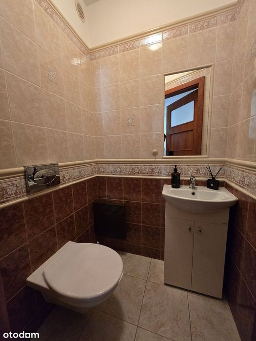 Dom W Zabudowie Bliźniaczej – Centrum Kosakowa | Działka 800 M²