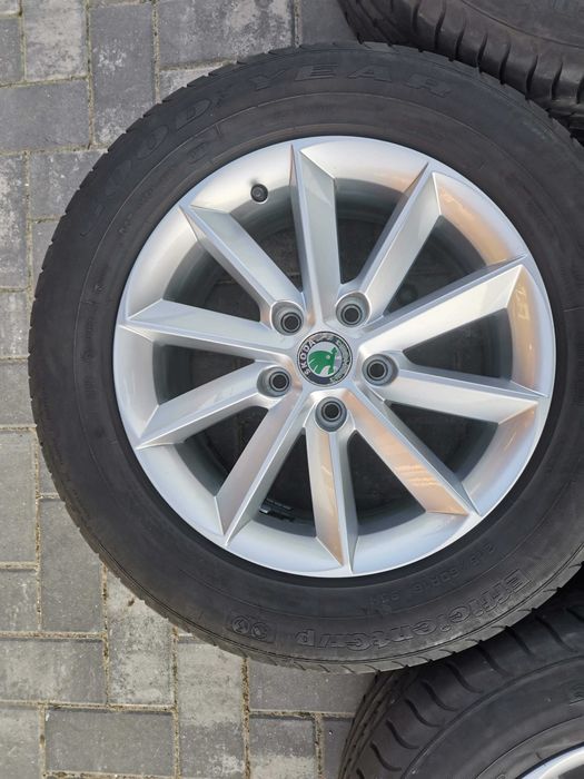 Felgi Skoda YETI Karoq Octavia Superb 7Jx16H2 5x112 ET45