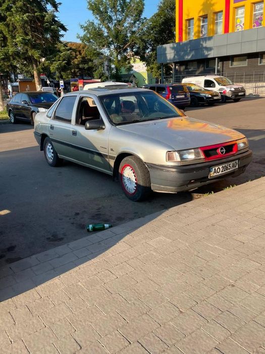 Продам Опель вектра А 350