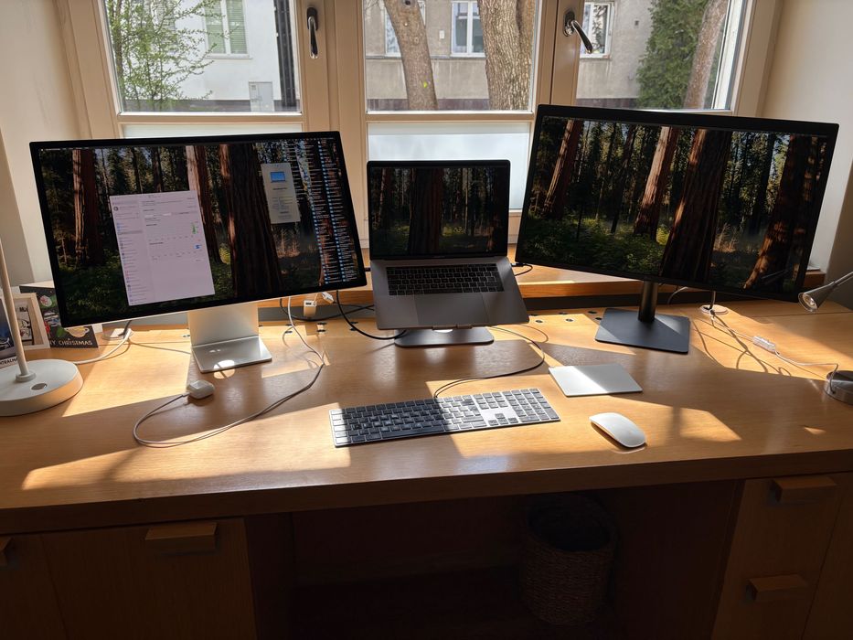 MacBook Pro 15", 32 GB RAM,  Intel Core i9, 2019 r. NOWA BATERIA
