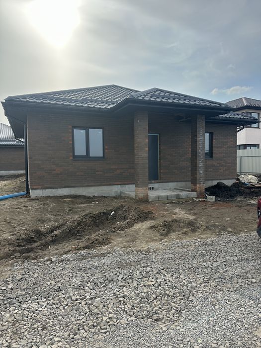 Продам новий будинок на Летрі