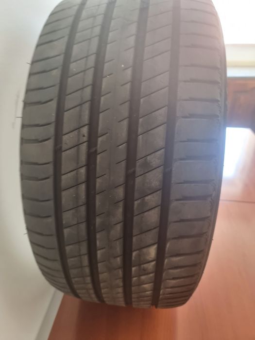 Pneus michelin 275 /40 R20
