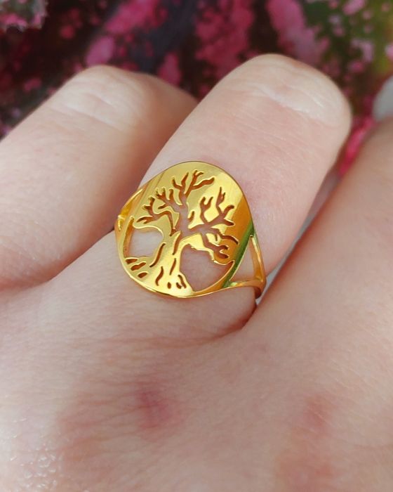 Anel aço inoxidável dourado com árvore da Vida