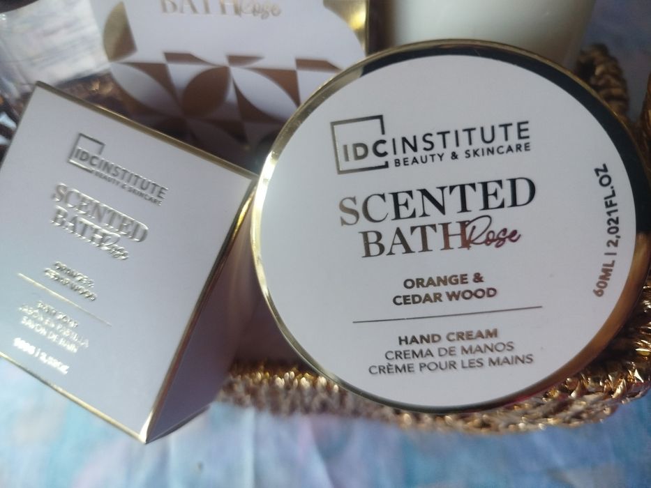 Coffret Conjunto Spa sais de banho IDC Institute Scented Bath (5 Pcs) – NOVO SELADO