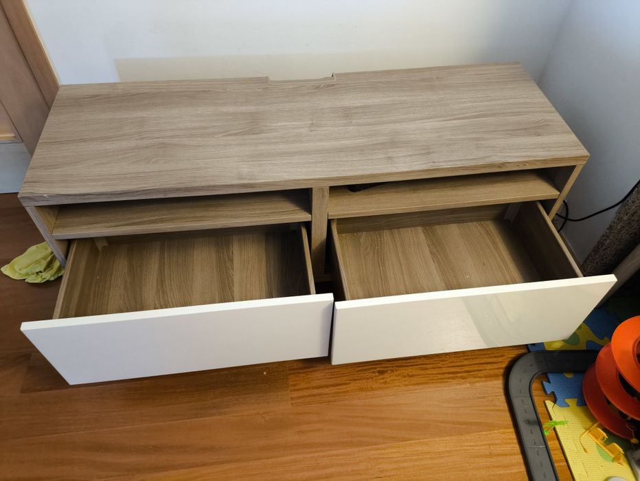 Móvel TV besta (IKEA)