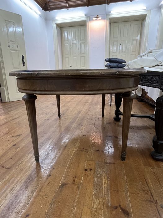 Mesa de sala de jantar