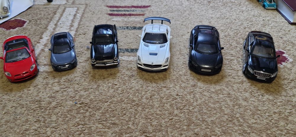 Колекційні модельки машинки металеві porche , bmw,nissan