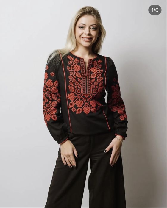 Жіноча вишиванка