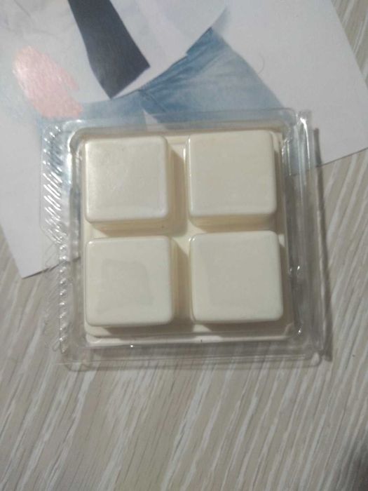 Освіжувач восковий Darceys.