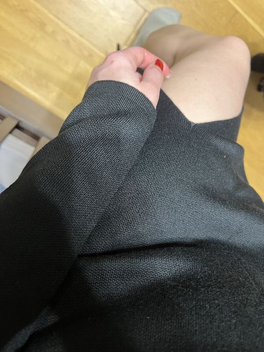 Продам платье с разрезом на левой ноге