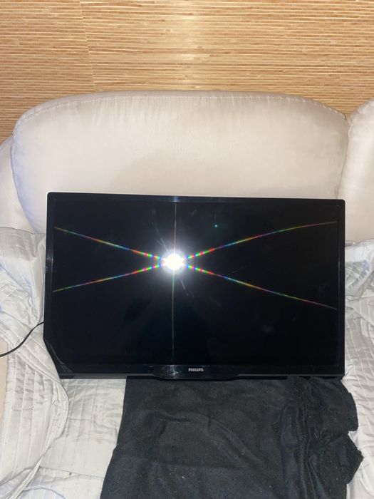Телевізор Philips (пошкоджена матриця)