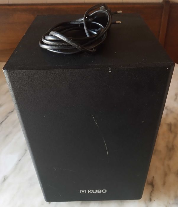 Vendo Soundbar com Subwoofer 40W