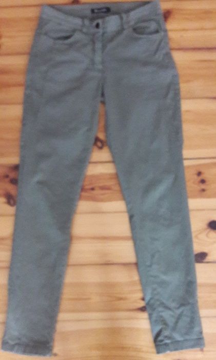Spodnie w kolorze khaki