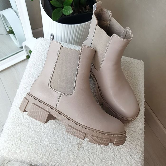 Стильні жіночі черевики Челсі. Зима. Натуральна шкіра