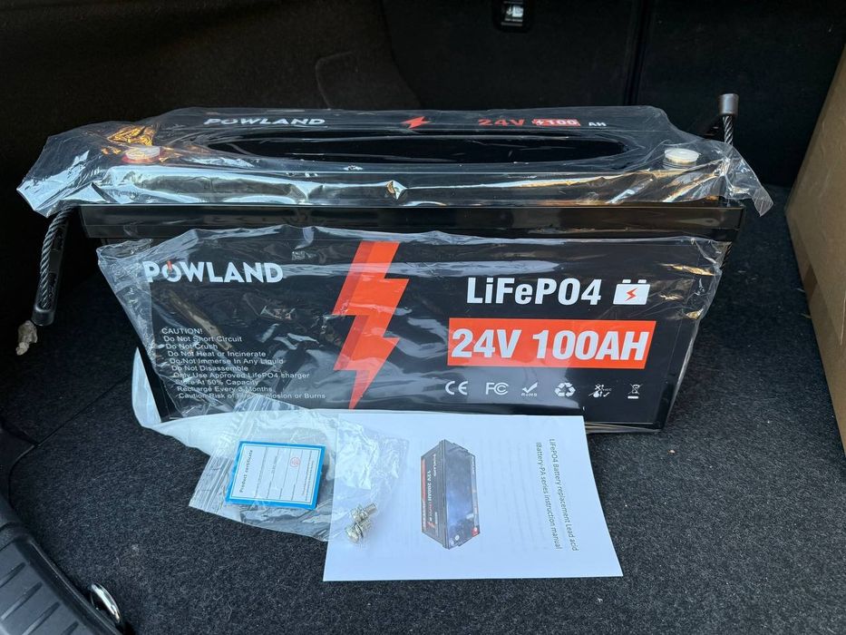 Продам свіжий  новий акумулятор Lifepo4 24В 100А.