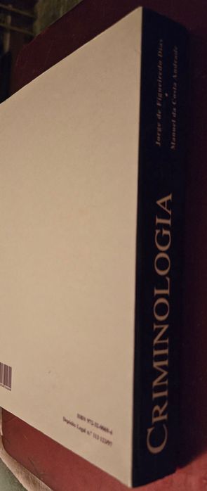 Criminologia: O Homem delinquente e a Sociedade Criminógena (1997)
