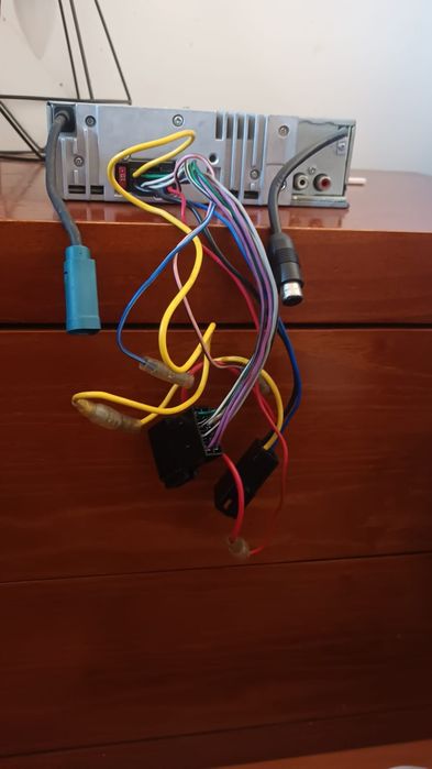 Vendo radio Alpine