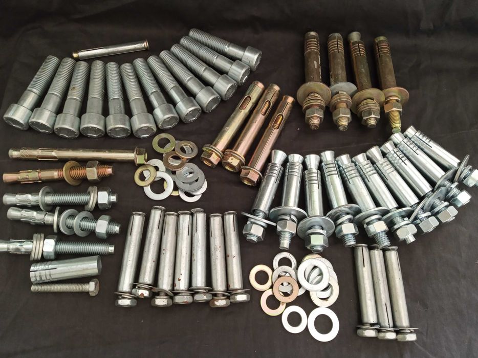 Анкера, болты, гайки, шайбы,  разного диаметра и длины НОВЫЕ