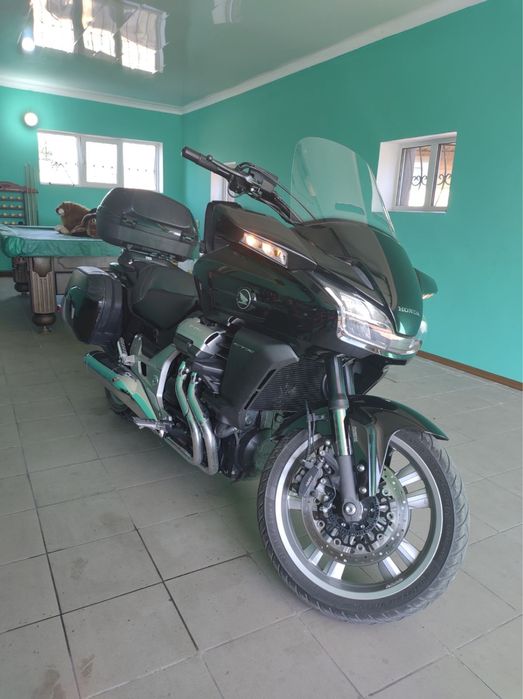 Продам мотоцикл Honda CTX 1300