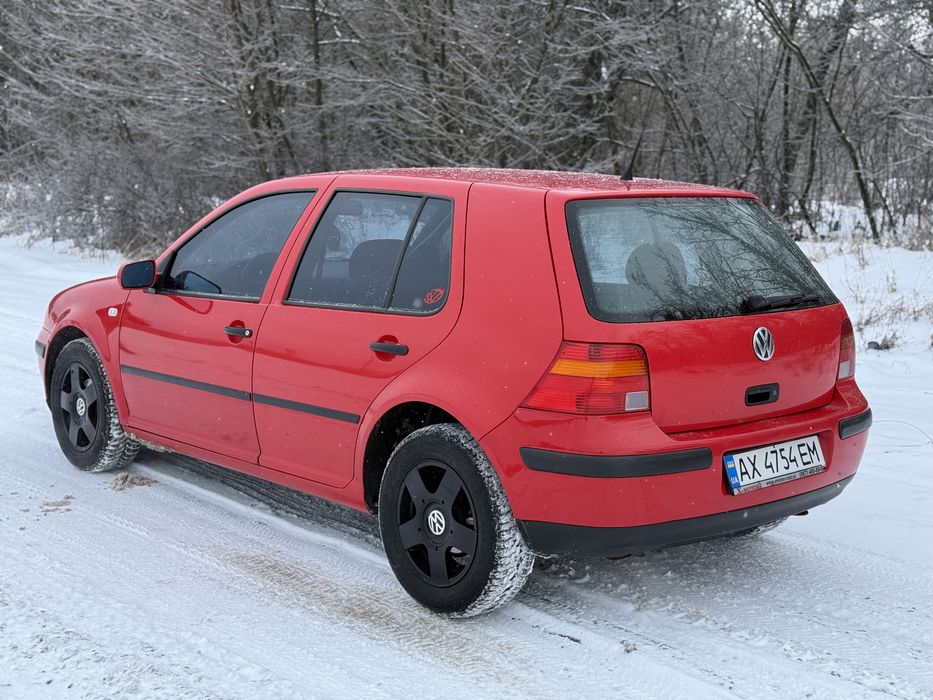 Продам Golf 4 1.6 8v