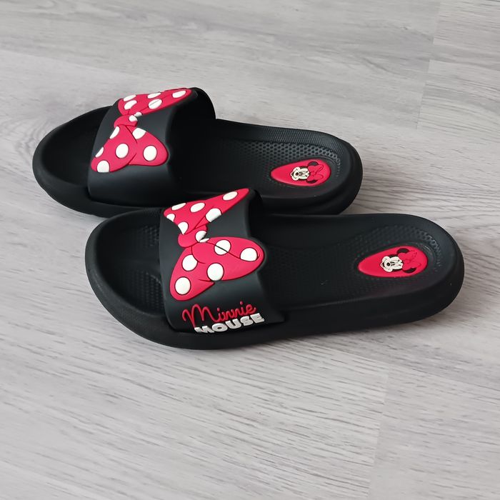 Klapki Myszka Minnie rozm. 32 / super stan