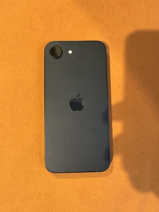 Iphone 16e 97% kondycji