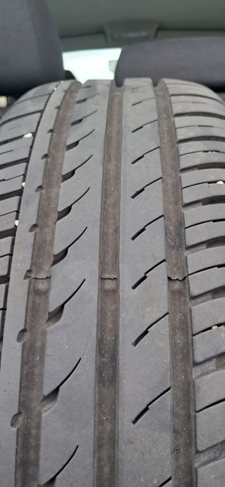 4 pneus 185 /60 R 14 marca continental