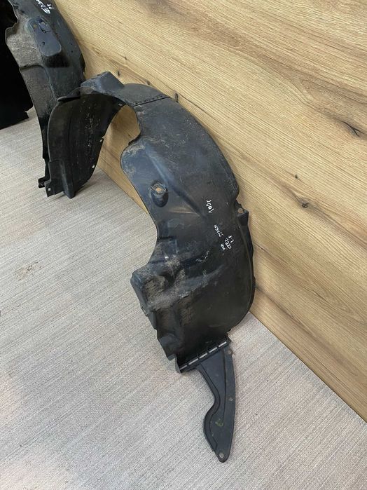 nadkole przednie lewe prawe  Kia Ceed