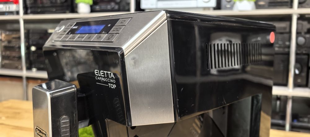Кавова машина Delonghi Eletta Cappuccino Top