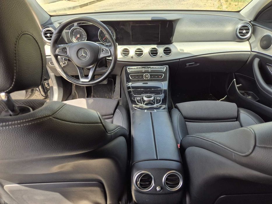 Carrinha Mercedes E220D