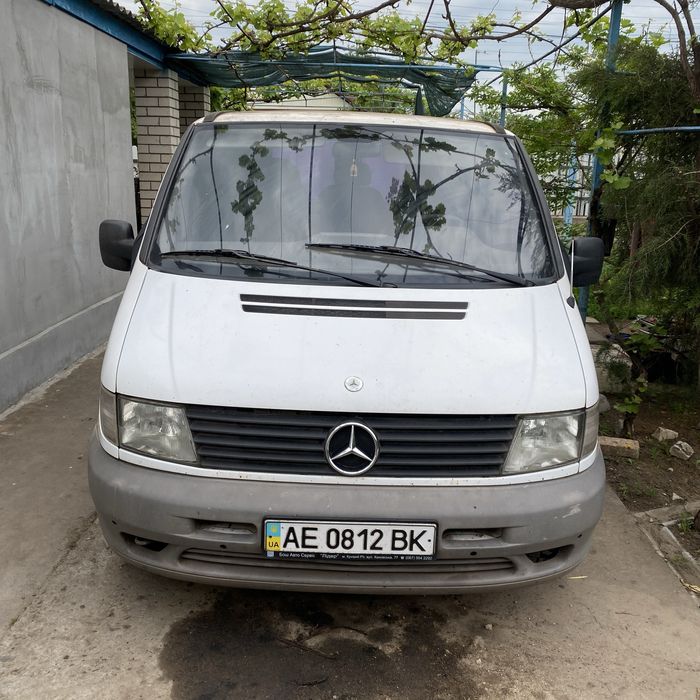 Mersedes Benz 2002 року 2.2 л