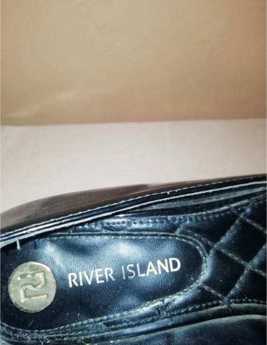 Туфлі  лакові жіночі