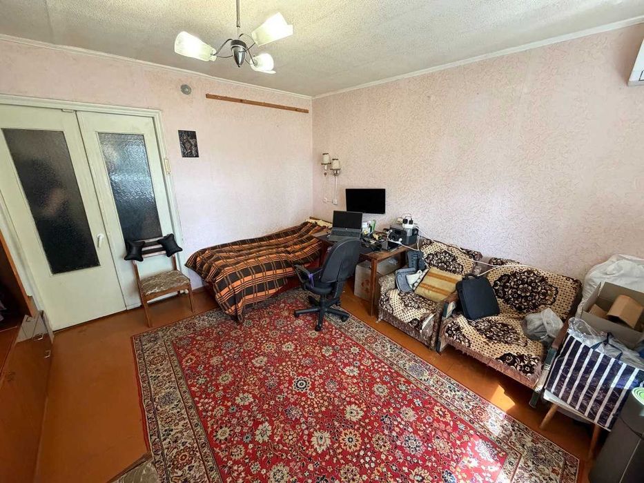 Продаж двокімнатної квартири в Центрі!!!
