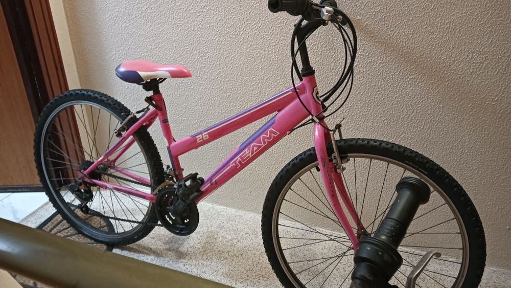 Duas bicicletas pra criança e adulto/adolescente